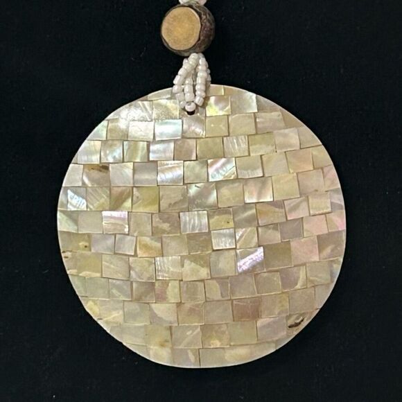 Mother Of Pearl Shell Beaded Necklace Mosaic Round Pendant Boho Triple Strand - Picture 3 of 9
